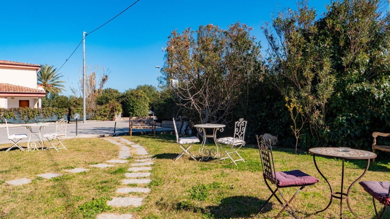 Quadrifoglio Affittacamere San Teodoro  Εξωτερικό φωτογραφία