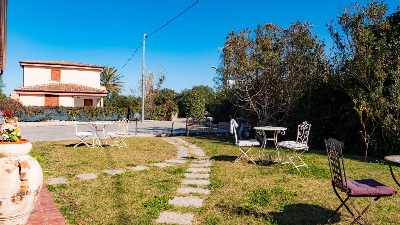 Quadrifoglio Affittacamere San Teodoro  Εξωτερικό φωτογραφία